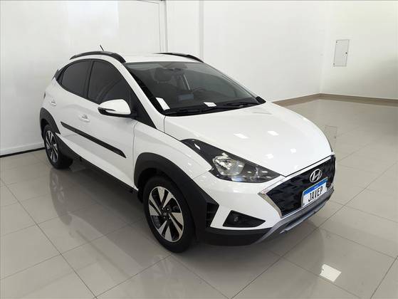 HYUNDAI HB20X 1.6 16V FLEX VISION MANUAL HYUNDAI HB20X 1.6 16V FLEX VISION MANUAL